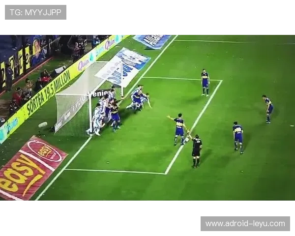 人墙干扰任意球？规则如何界定合法与违规