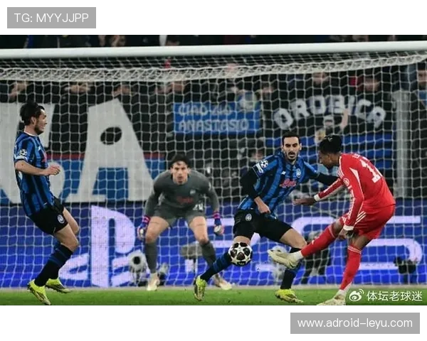 拜仁高位压迫反噬，防线频繁被打穿问题显现，稳定性面临考验