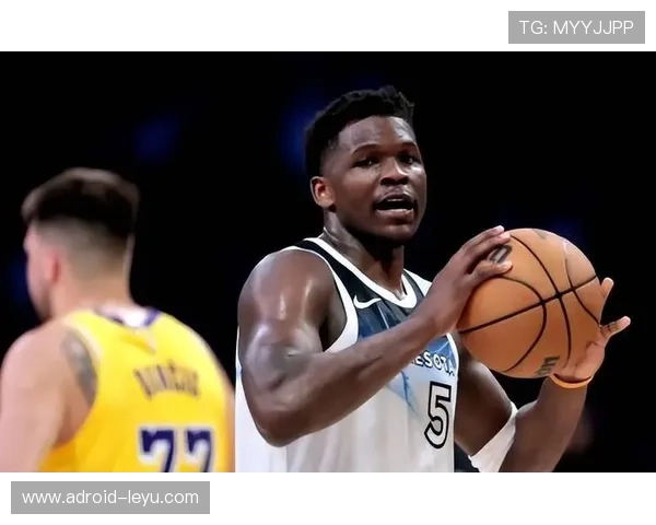 爱德华兹突破拉开差距，关键时刻得分能力胜过同辈射手